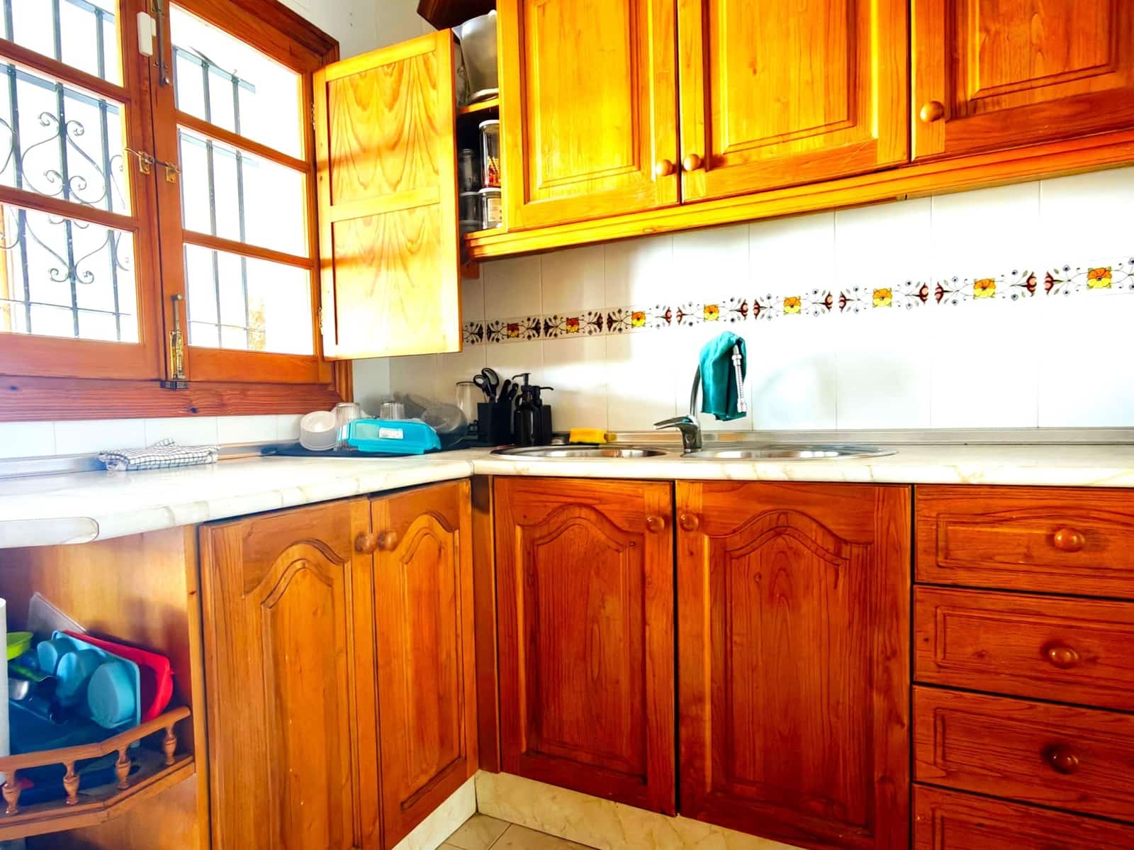 3 bedroom Villa for sale in Jimena de la Frontera with pool - € 269,000 (Ref: 10111783)