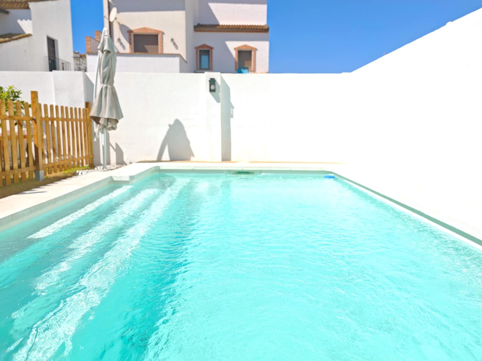3 bedroom Villa for sale in Jimena de la Frontera with pool - € 269,000 (Ref: 10111783)