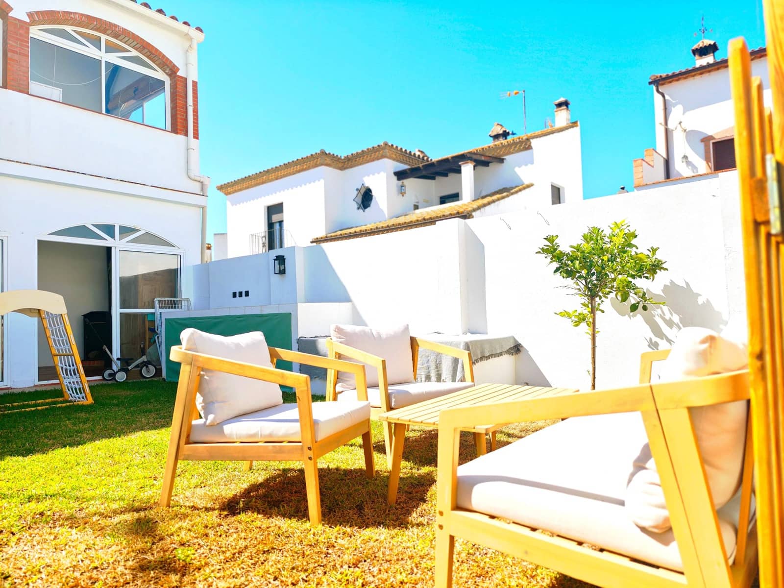 3 bedroom Villa for sale in Jimena de la Frontera with pool - € 269,000 (Ref: 10111783)
