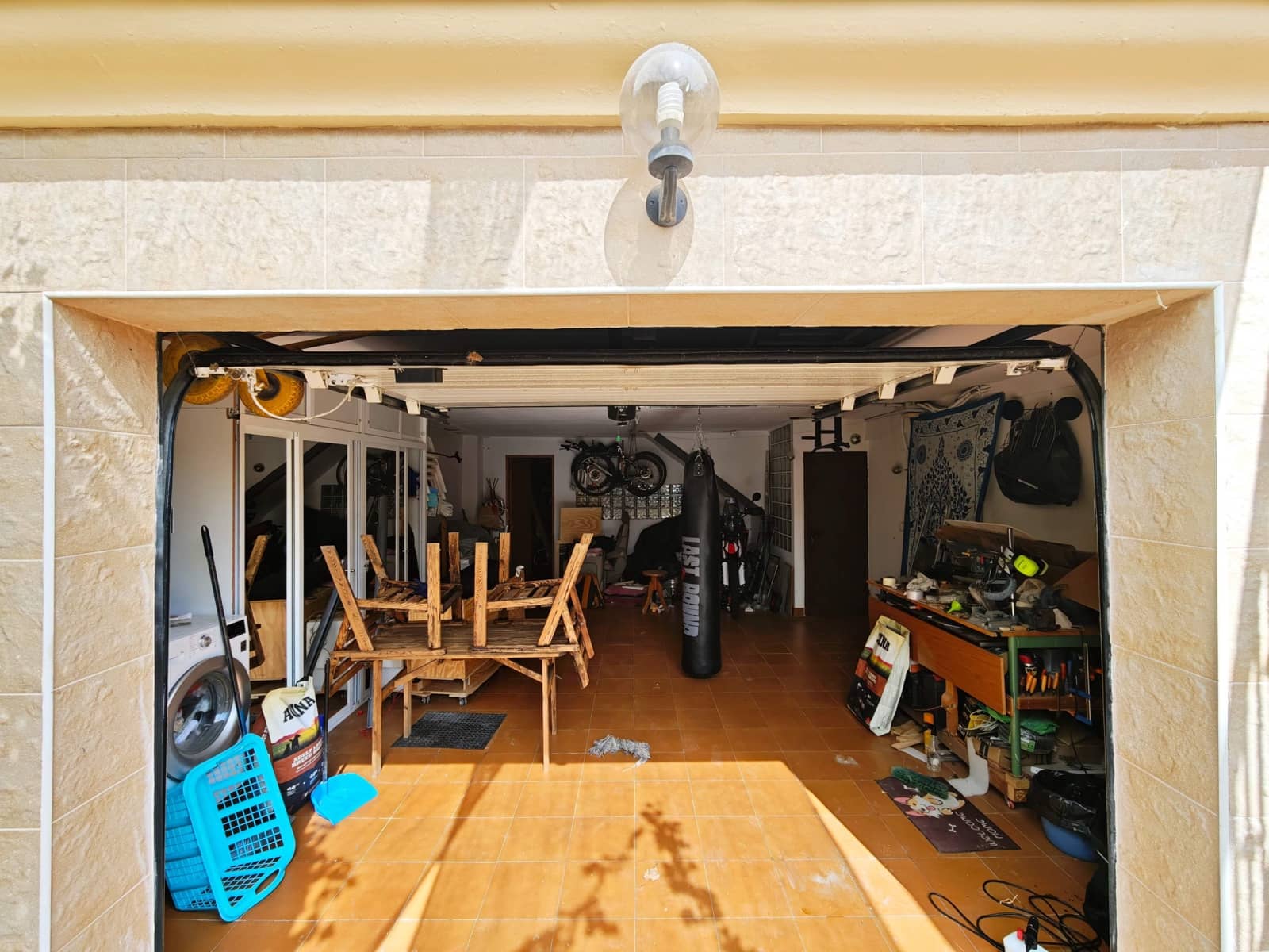 3 bedroom Terraced Villa for sale in Algeciras with garage - € 280,000 (Ref: 10131012)