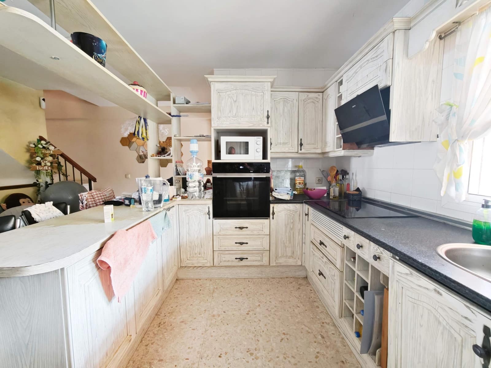 3 bedroom Terraced Villa for sale in Algeciras with garage - € 280,000 (Ref: 10131012)