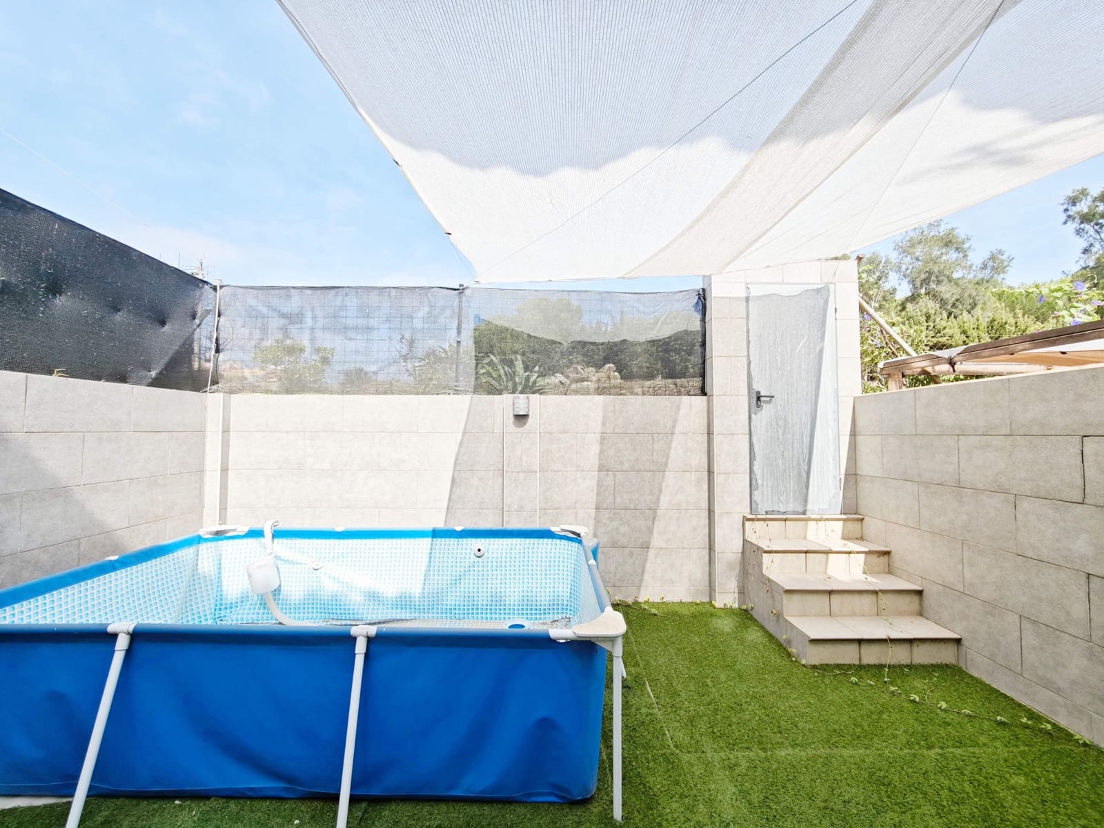 3 bedroom Terraced Villa for sale in Algeciras with garage - € 280,000 (Ref: 10131012)