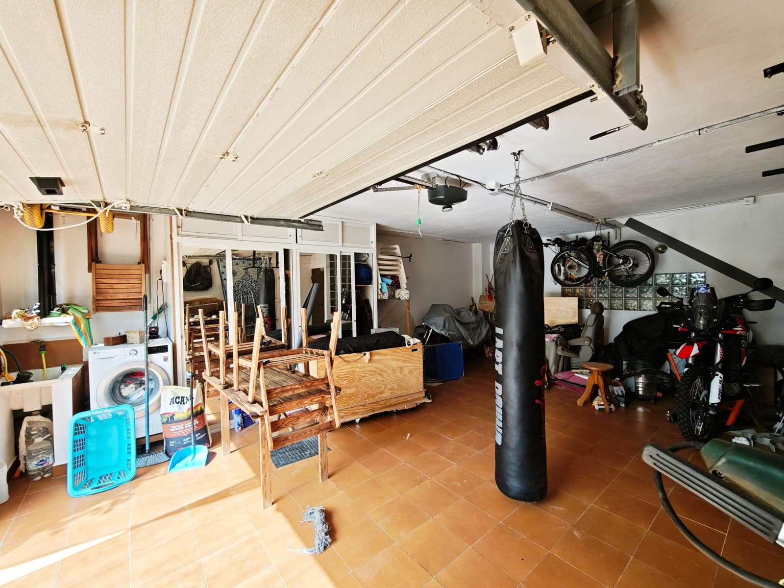 3 bedroom Terraced Villa for sale in Algeciras with garage - € 280,000 (Ref: 10131012)