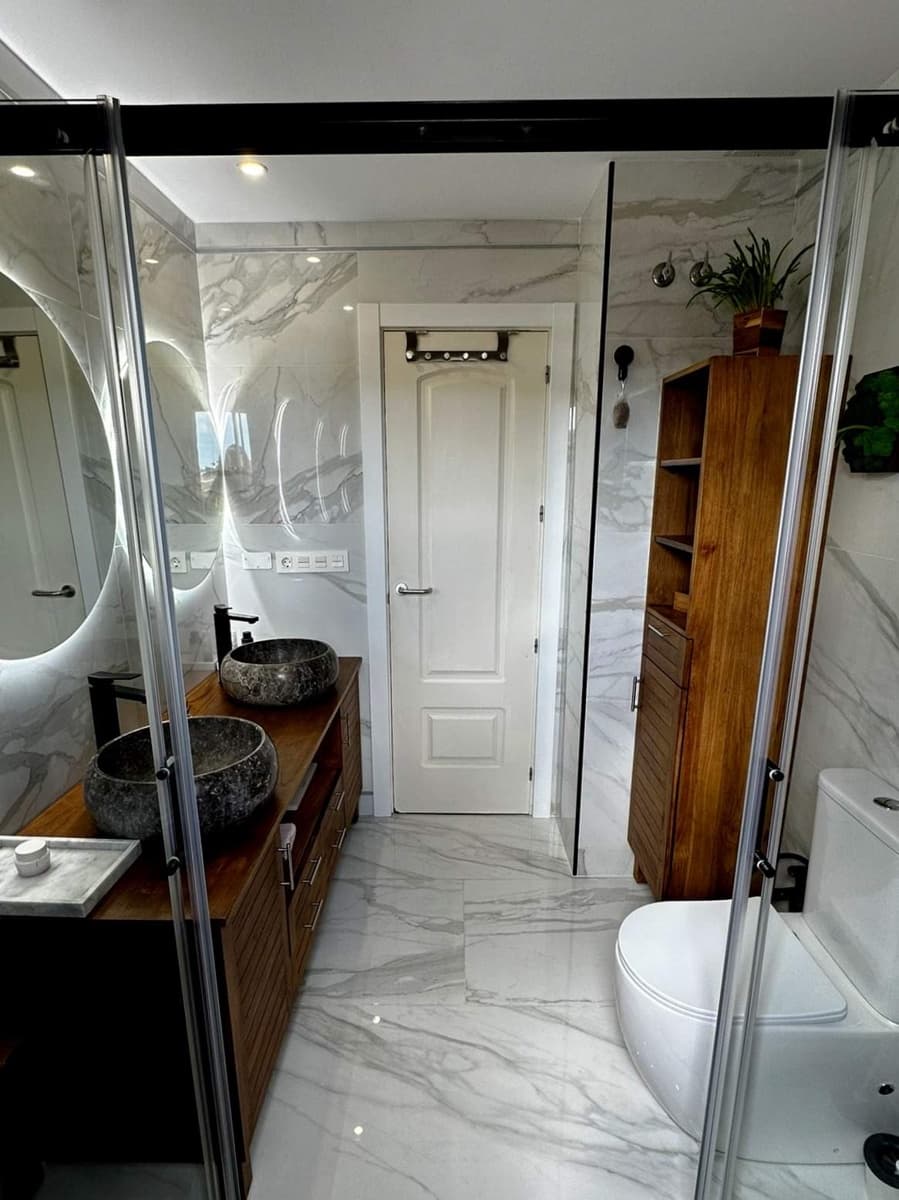 2 quarto Apartamento para venda em La Linea de la Concepcion com piscina garagem - 500 000 € (Ref: 10135277)