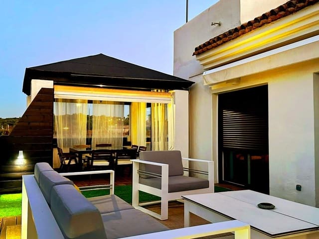 2 chambre Appartement à vendre à La Línea de la Concepción avec piscine garage - 500 000 € (Ref: 10135277)