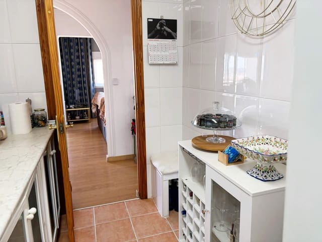 3 chambre Appartement à vendre à La Línea de la Concepción - 250 000 € (Ref: 10138940)