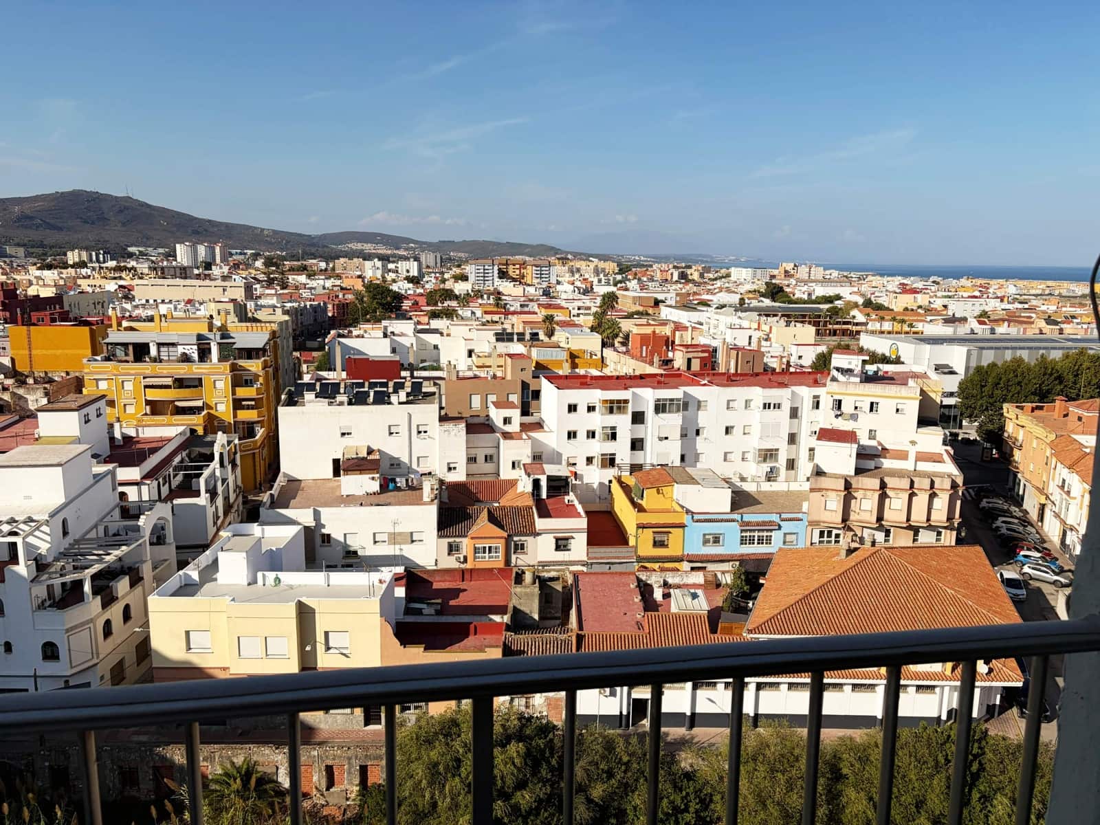 3 soverom Leilighet til salgs i La Linea de la Concepcion - € 250 000 (Ref: 10138940)