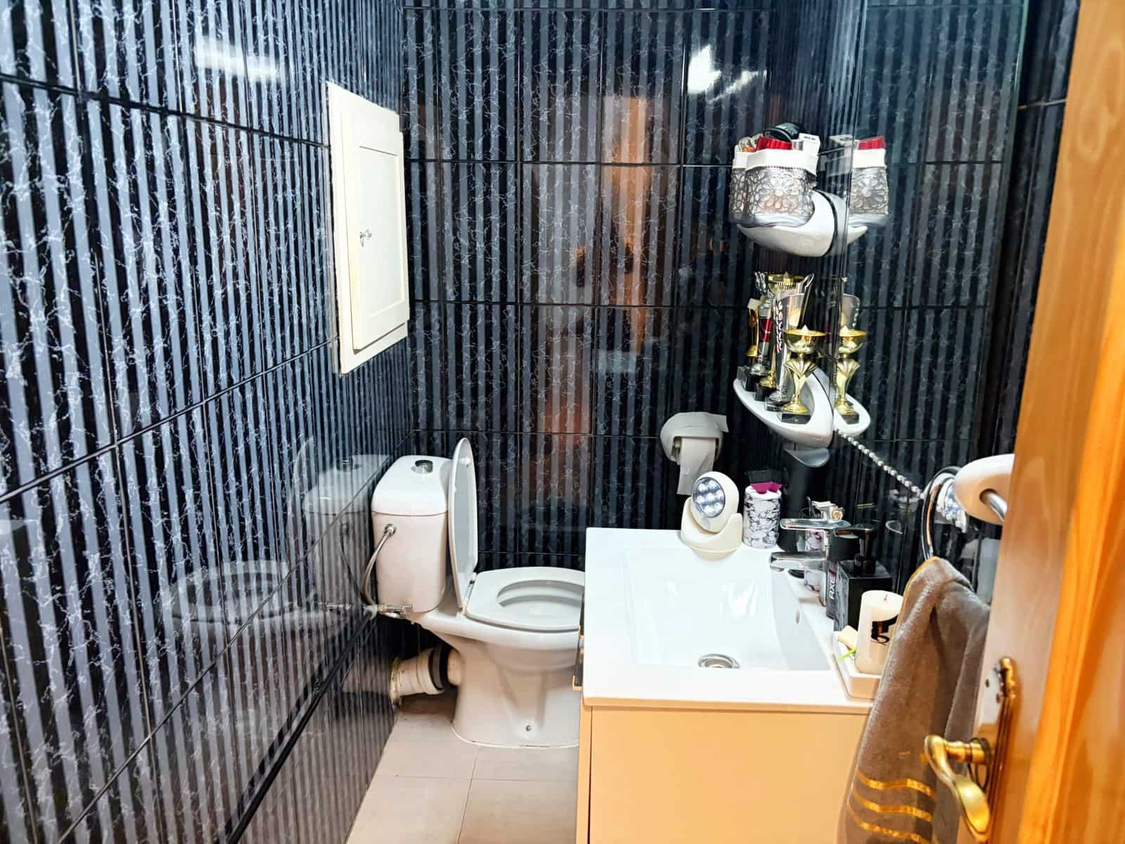 3 soverom Leilighet til salgs i La Linea de la Concepcion - € 250 000 (Ref: 10138940)