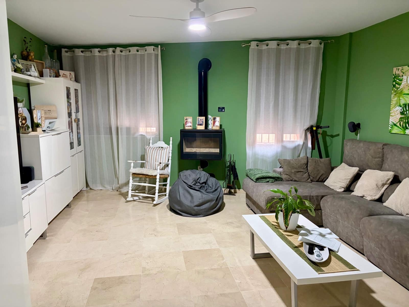 Adosado de 4 habitaciones en La Línea de la Concepción en venta con garaje - 287.000 € (Ref: 10145417)