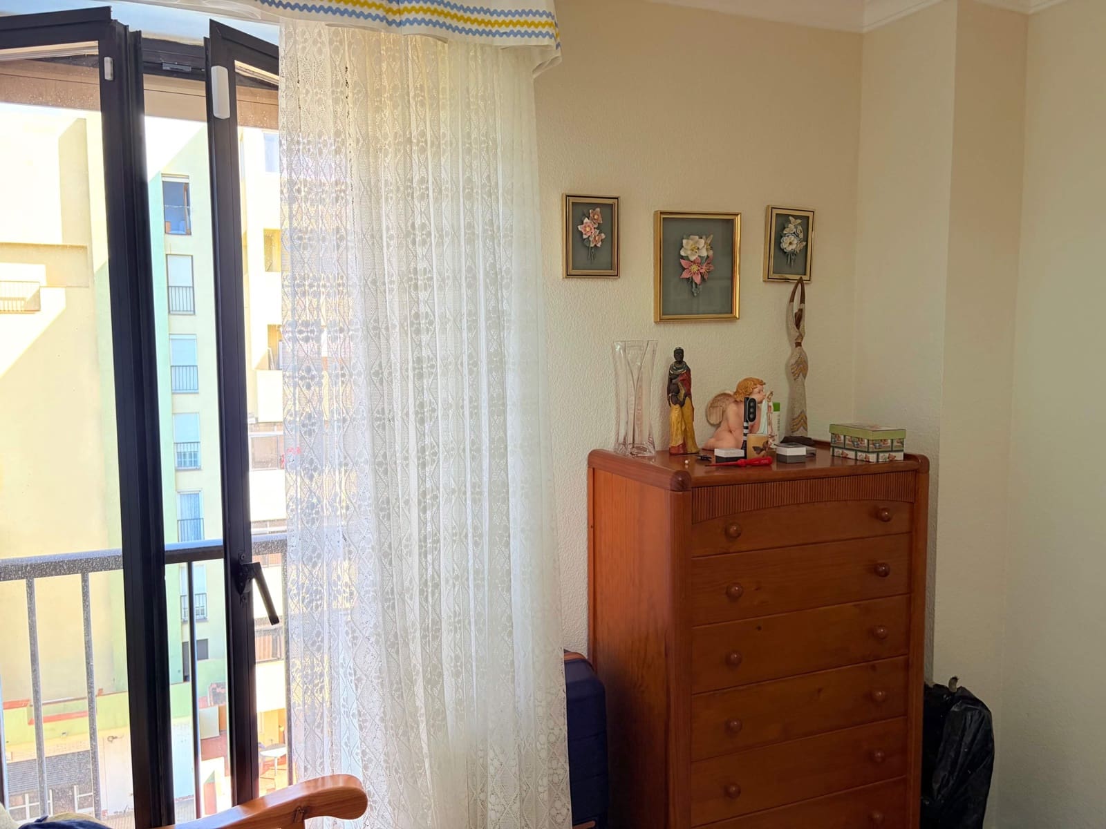 3 chambre Appartement à vendre à La Linea de la Concepcion avec garage - 300 000 € (Ref: 10145418)