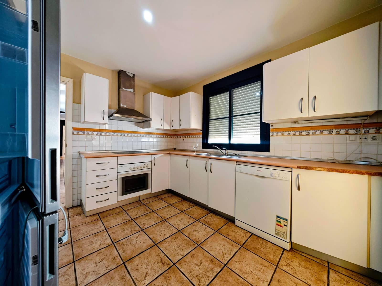 3 sovrum Takvåning till salu i La Linea de la Concepcion med pool garage - 625 000 € (Ref: 10150177)