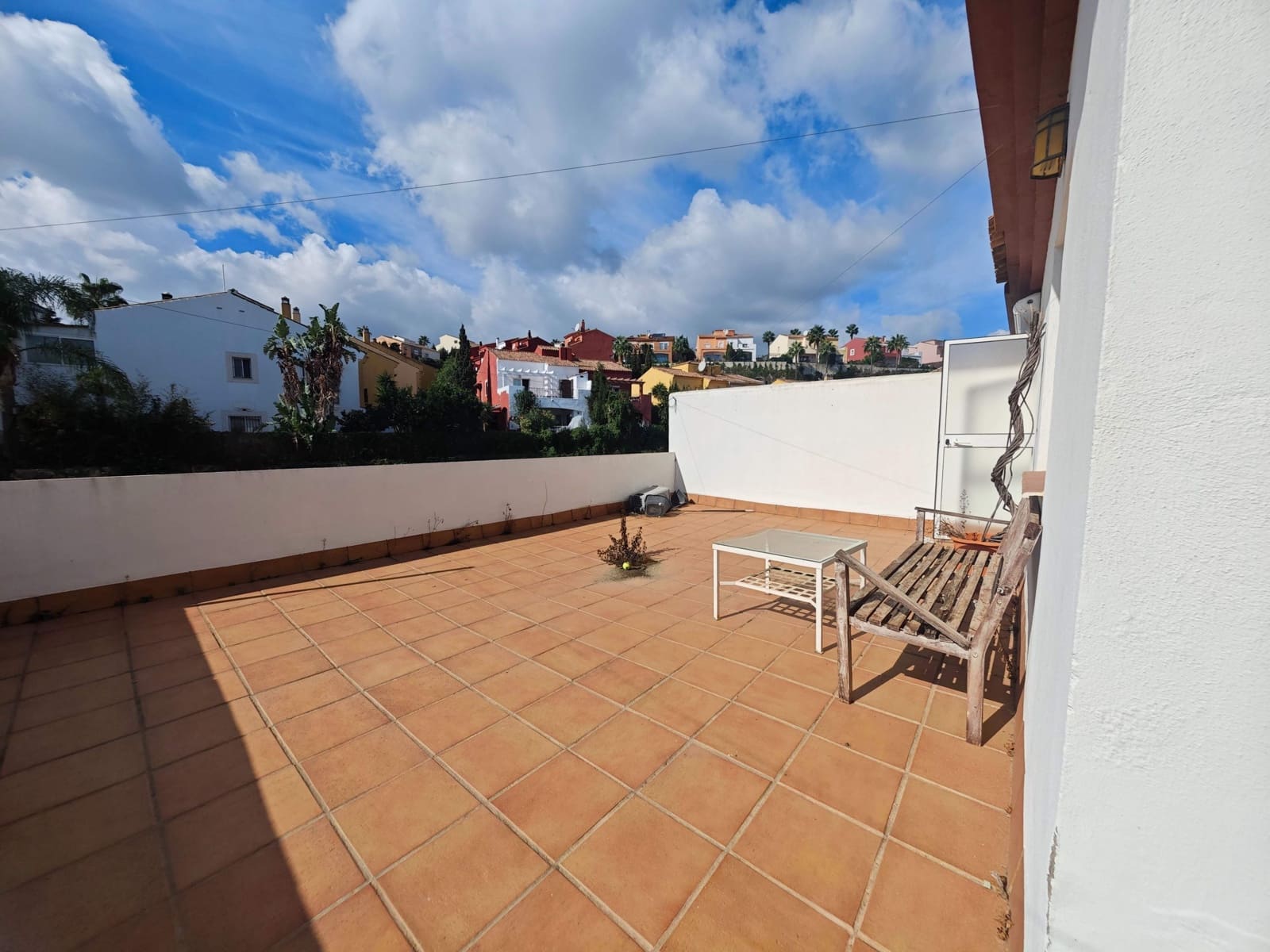 3 sovrum Takvåning till salu i La Linea de la Concepcion med pool garage - 625 000 € (Ref: 10150177)