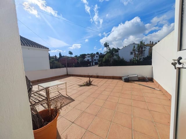 3 sovrum Takvåning till salu i La Línea de la Concepción med pool garage - 625 000 € (Ref: 10150177)