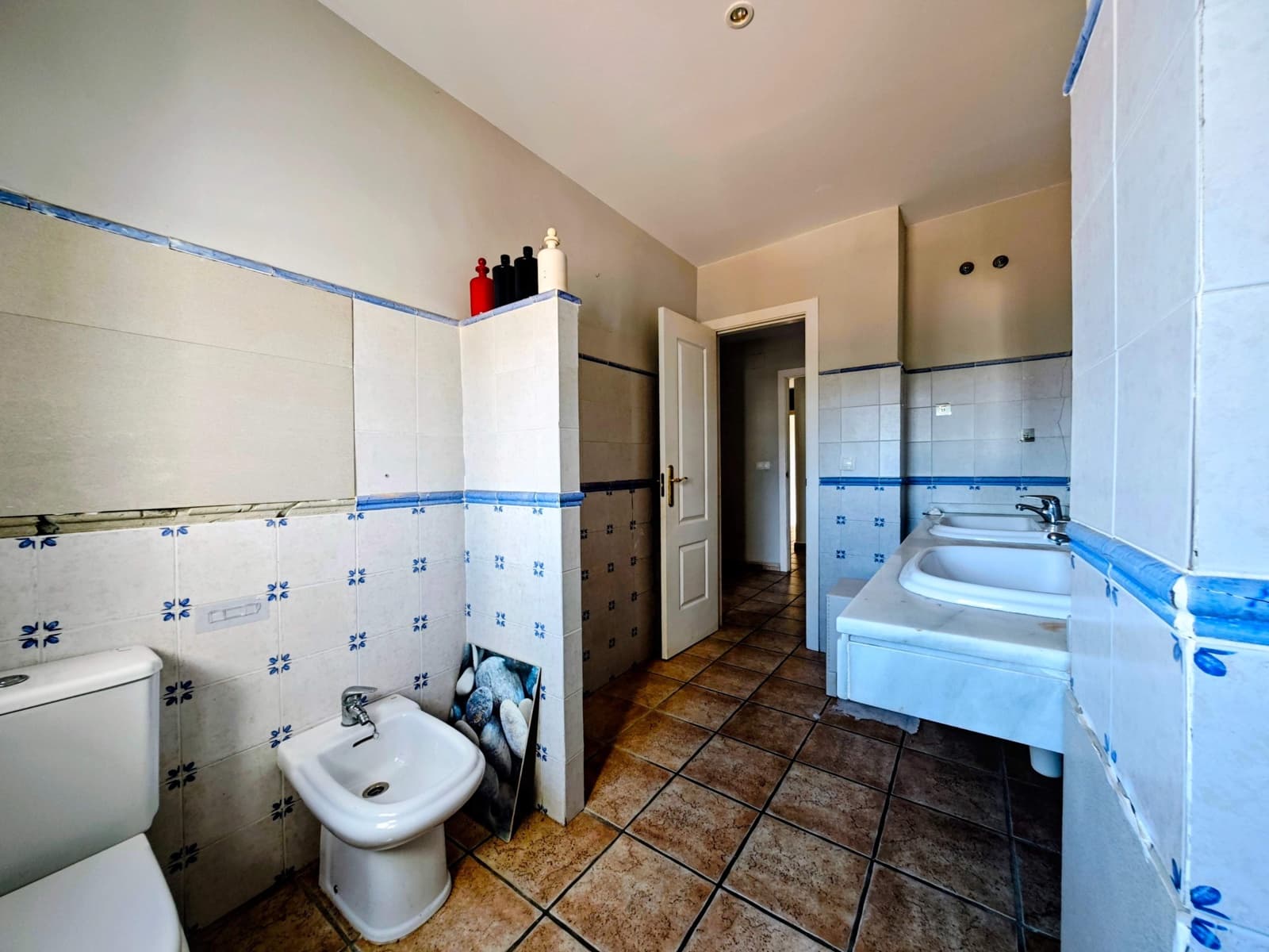 3 sovrum Takvåning till salu i La Linea de la Concepcion med pool garage - 625 000 € (Ref: 10150177)