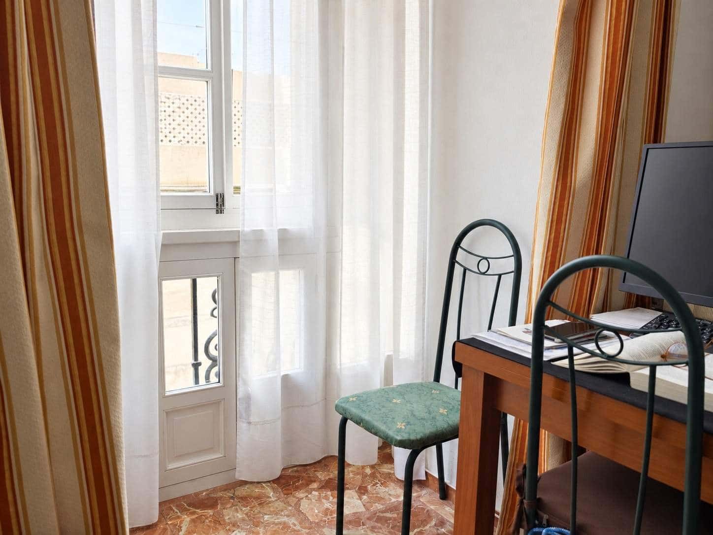 5 sypialnia Apartament na sprzedaż w Miasto Kadyks - 360 000 € (Ref: 10153215)