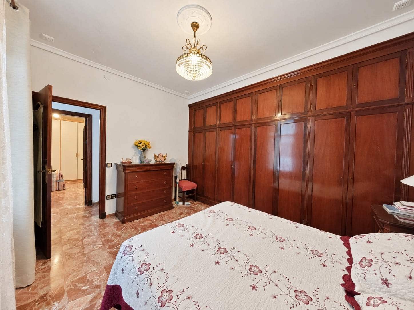 5 sypialnia Apartament na sprzedaż w Miasto Kadyks - 360 000 € (Ref: 10153215)