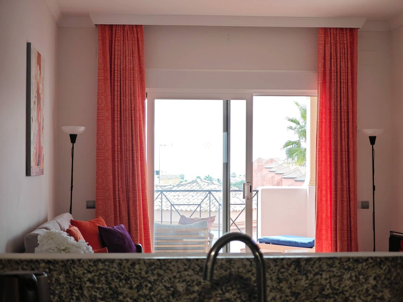 2 slaapkamer Appartement te koop in La Linea de la Concepcion met zwembad garage - € 330.000 (Ref: 10158799)