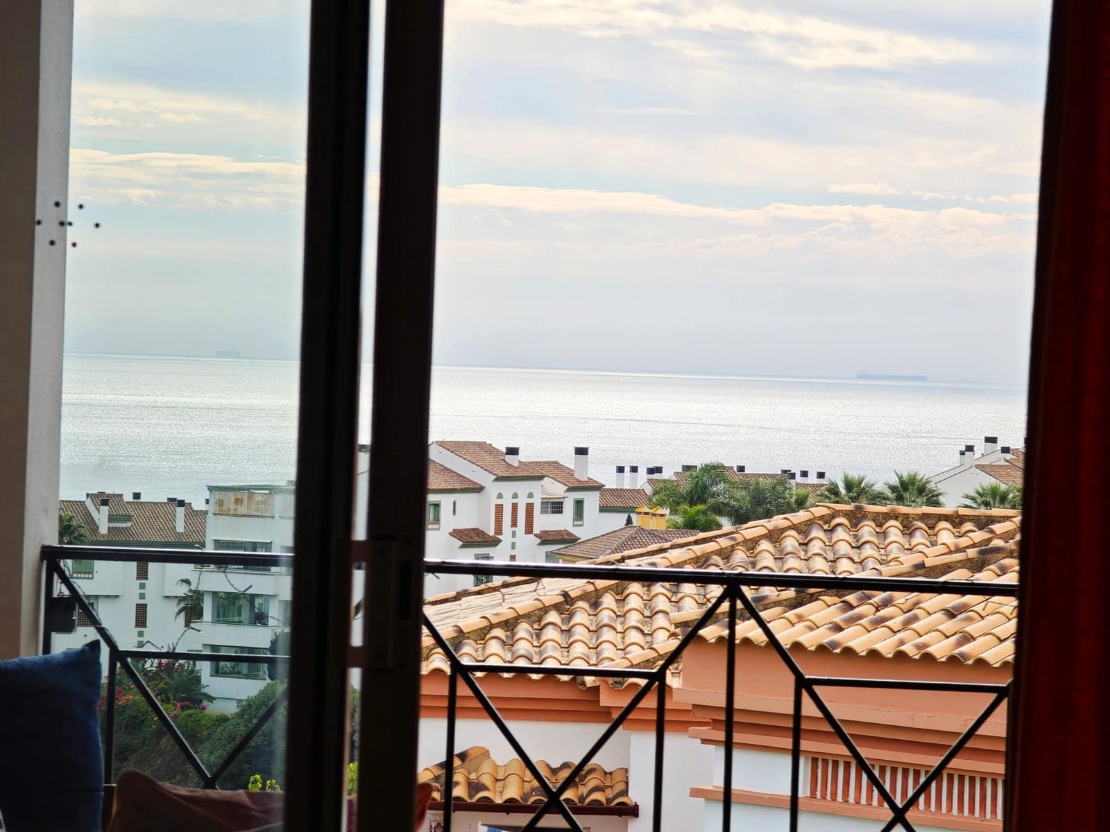 2 slaapkamer Appartement te koop in La Linea de la Concepcion met zwembad garage - € 330.000 (Ref: 10158799)