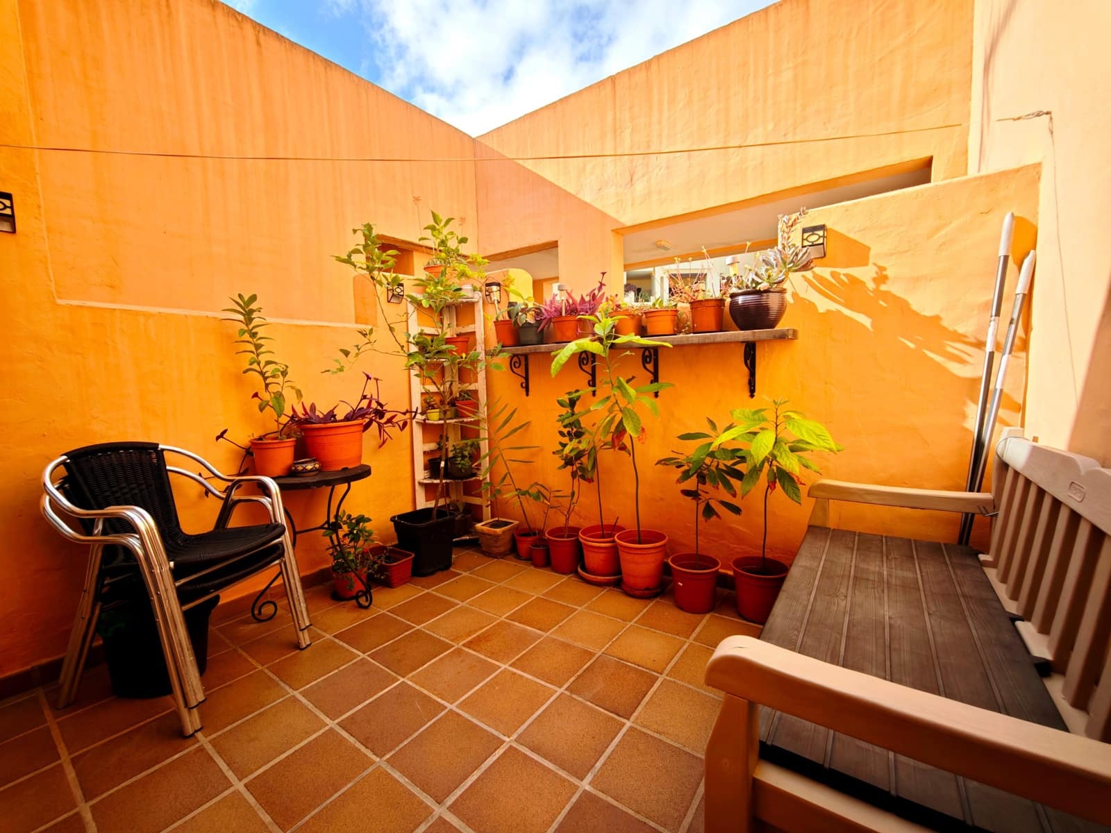 2 quarto Apartamento para venda em La Duquesa / Puerto de la Duquesa com piscina garagem - 315 000 € (Ref: 10162070)