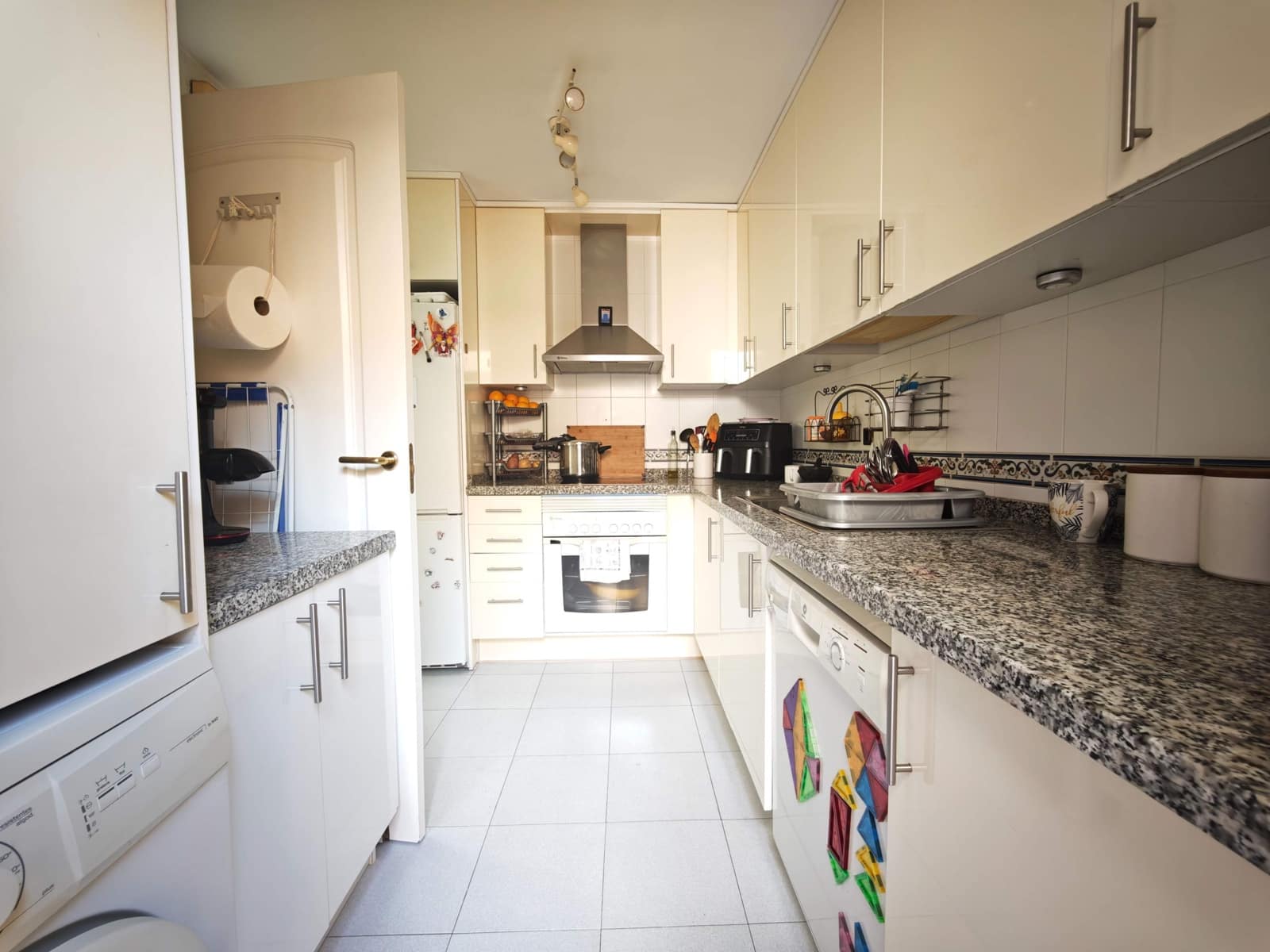2 quarto Apartamento para venda em La Duquesa / Puerto de la Duquesa com piscina garagem - 315 000 € (Ref: 10162070)