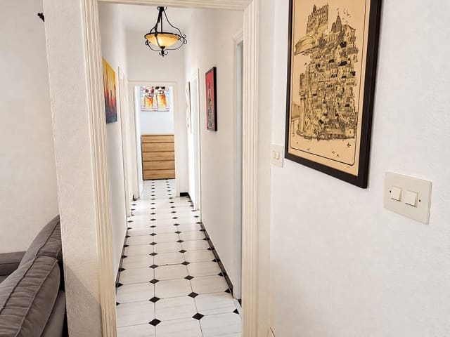4 soverom Leilighet til salgs i La Línea de la Concepción - € 149 000 (Ref: 10165893)
