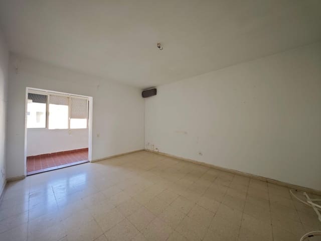4 soveværelse Lejlighed til salg i San Fernando - € 165.000 (Ref: 10167962)