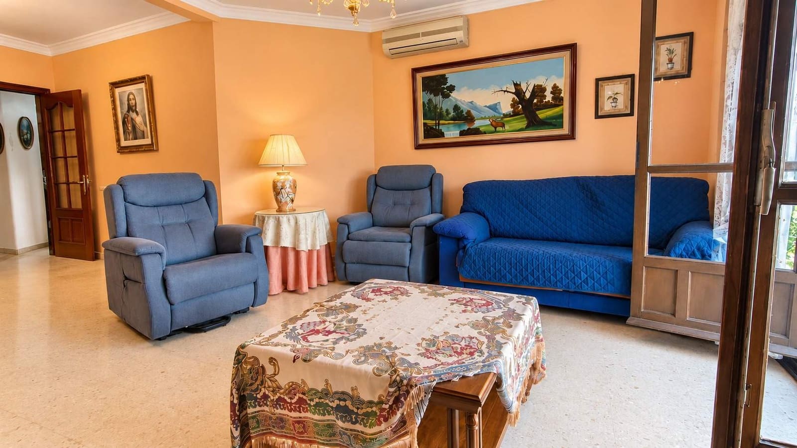 3 bedroom Flat for sale in La Linea de la Concepcion - € 180,000 (Ref: 10168507)