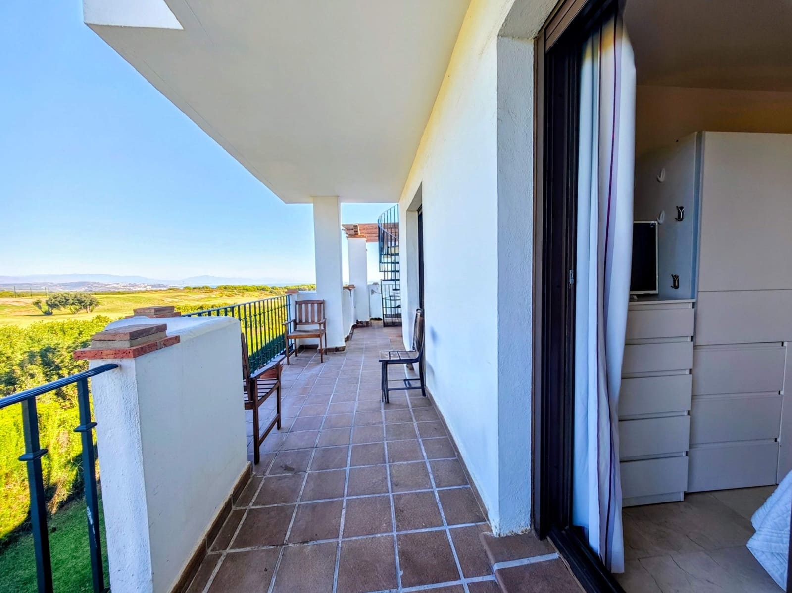 2 Zimmer Penthouse zu verkaufen in La Alcaidesa mit Pool Garage - 455.000 € (Ref: 10173036)