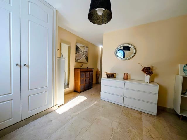 2 Zimmer Penthouse zu verkaufen in La Alcaidesa mit Pool Garage - 455.000 € (Ref: 10173036)