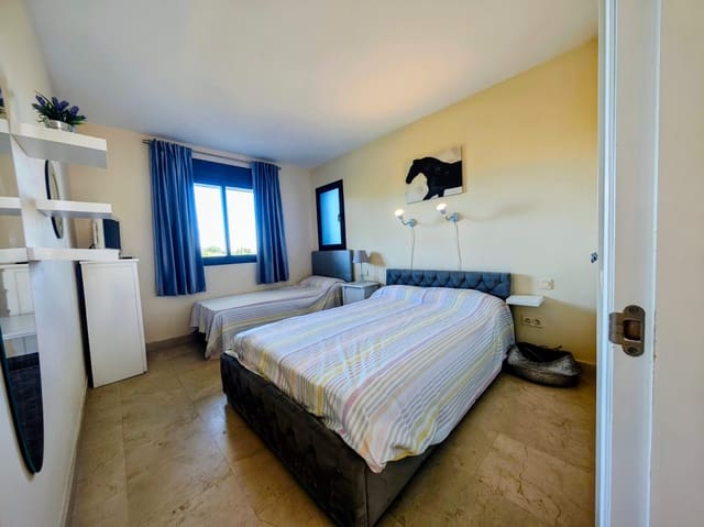 2 Zimmer Penthouse zu verkaufen in La Alcaidesa mit Pool Garage - 455.000 € (Ref: 10173036)