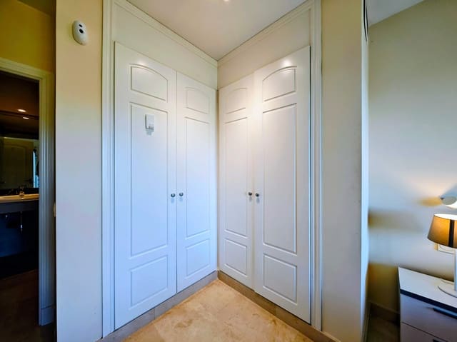 2 Zimmer Penthouse zu verkaufen in La Alcaidesa mit Pool Garage - 455.000 € (Ref: 10173036)