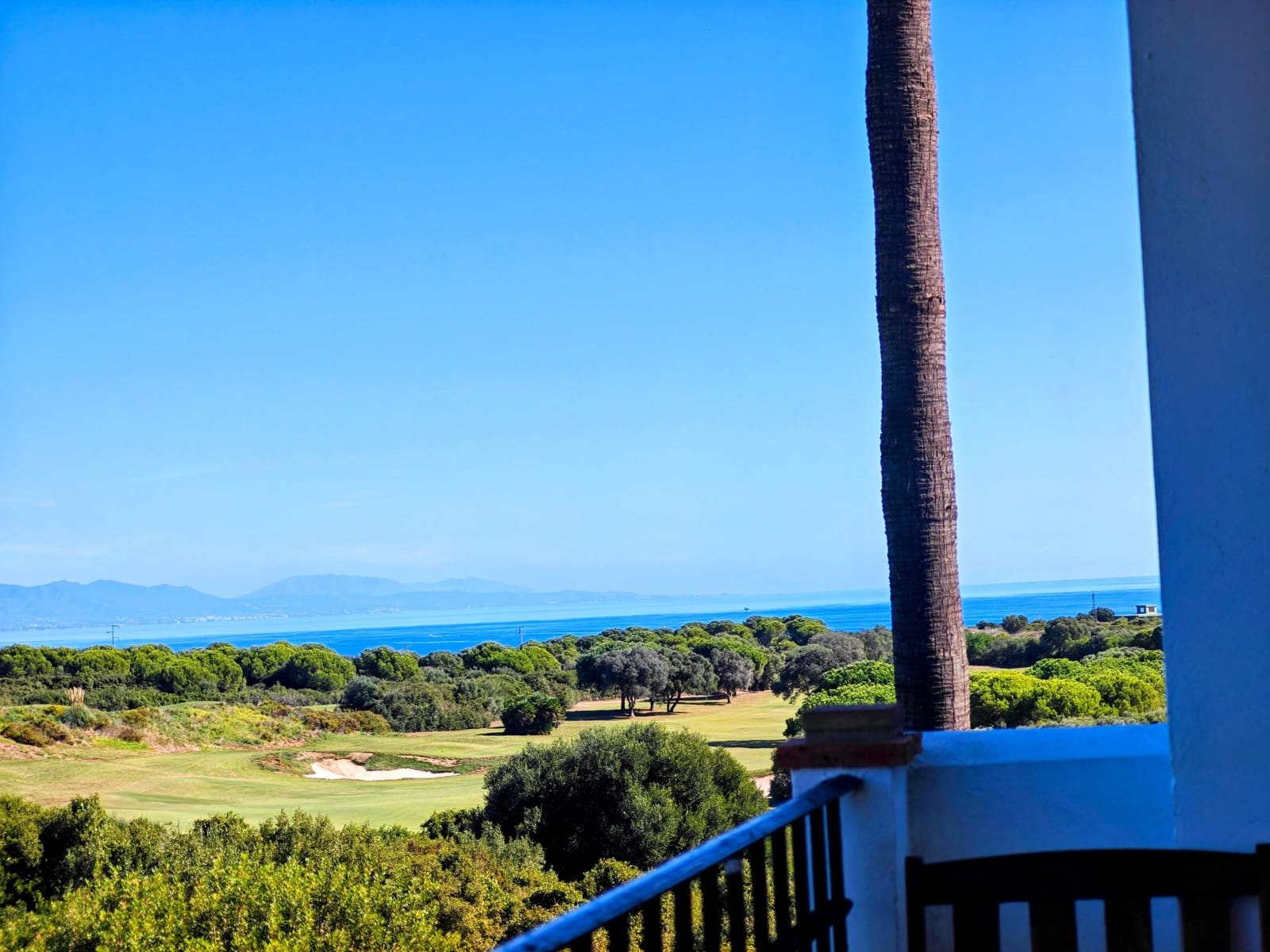 2 Zimmer Penthouse zu verkaufen in La Alcaidesa mit Pool Garage - 455.000 € (Ref: 10173036)