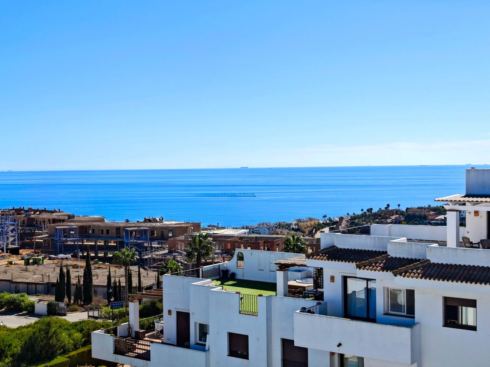 2 Zimmer Penthouse zu verkaufen in La Alcaidesa mit Pool Garage - 455.000 € (Ref: 10173036)