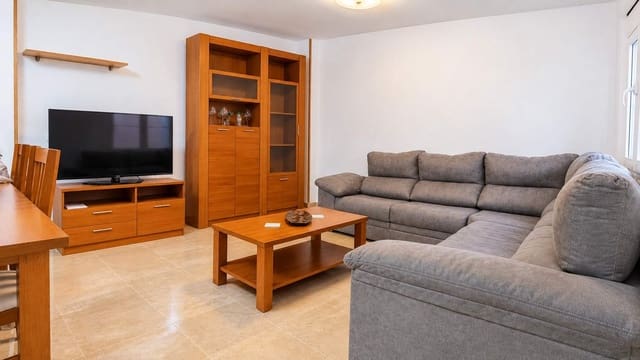 3 soverom Rekkehus til salgs i La Línea de la Concepción med garasje - € 300 000 (Ref: 10173037)