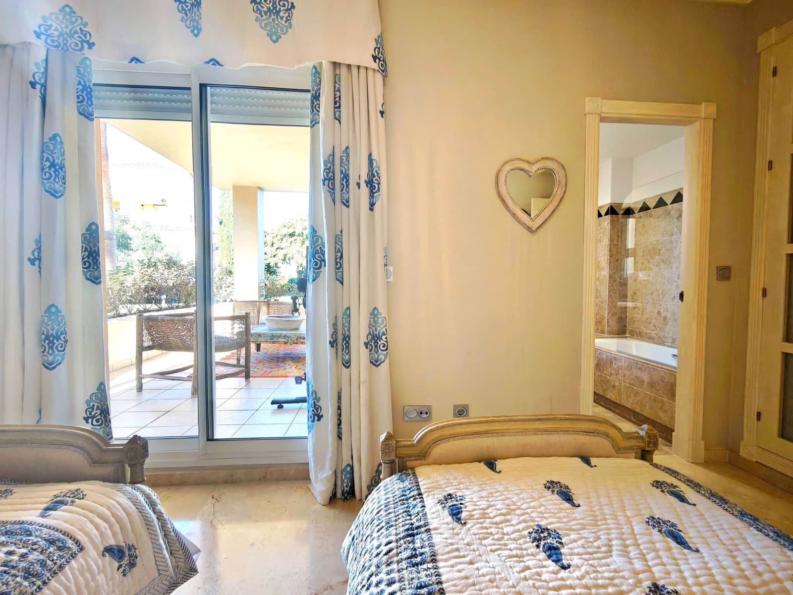 3 soverom Leilighet til salgs i Sotogrande med svømmebasseng garasje - € 565 000 (Ref: 10174318)