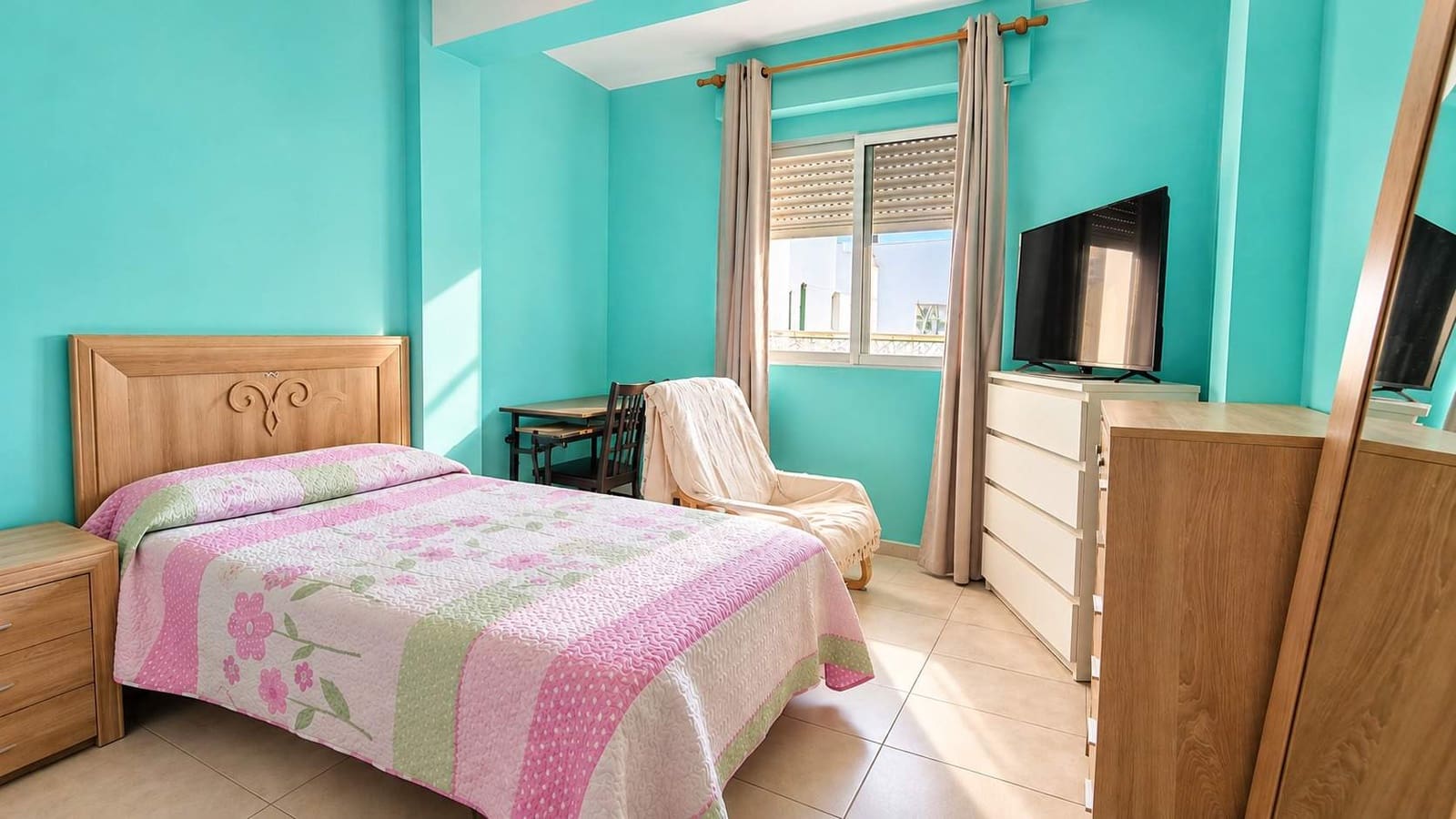 3 slaapkamer Flat te koop in La Linea de la Concepcion - € 190.000 (Ref: 10174319)