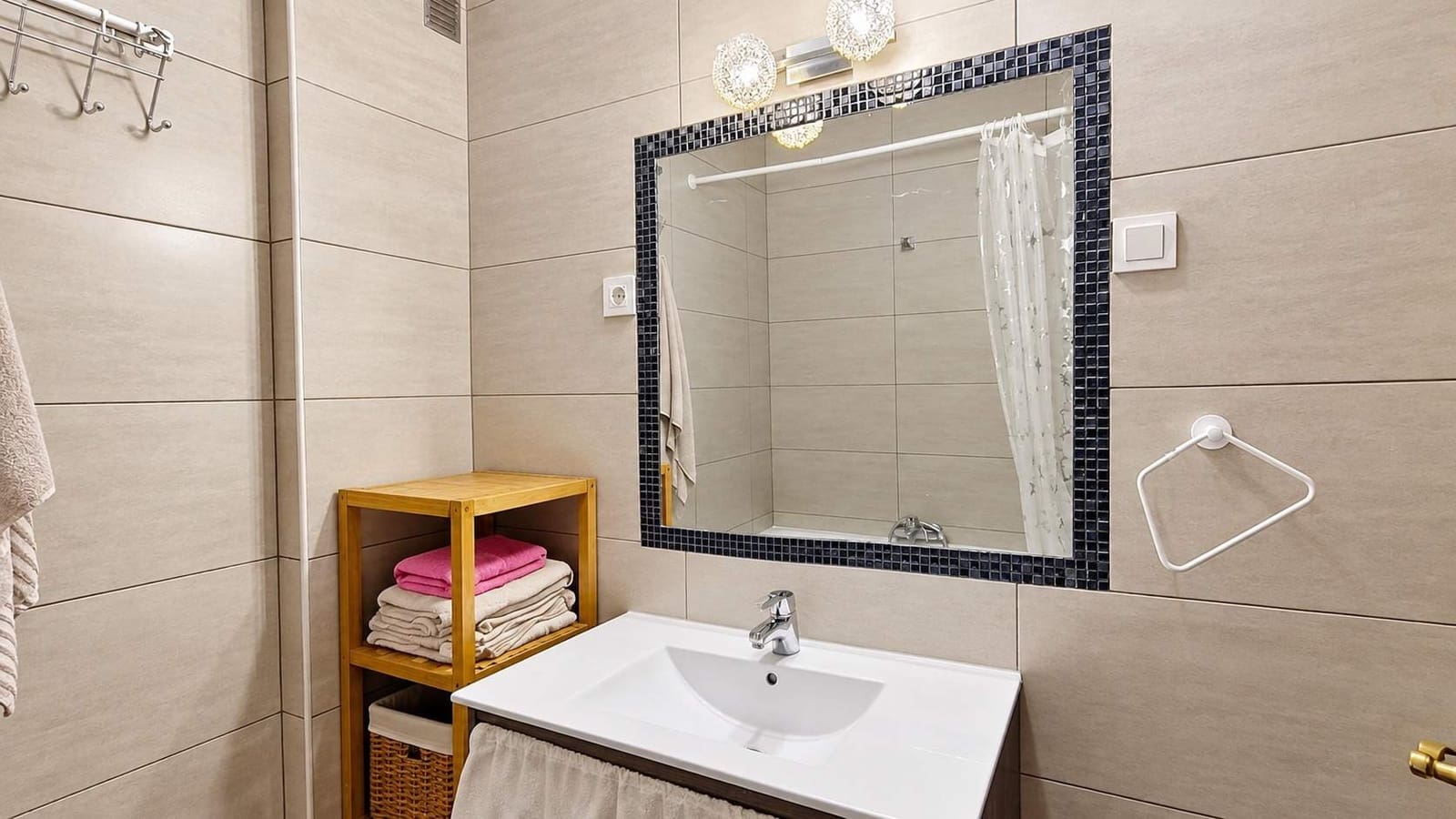 3 slaapkamer Flat te koop in La Linea de la Concepcion - € 190.000 (Ref: 10174319)