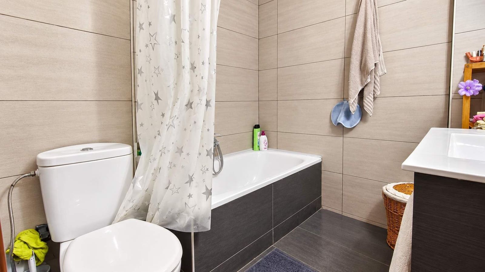 3 slaapkamer Flat te koop in La Linea de la Concepcion - € 190.000 (Ref: 10174319)