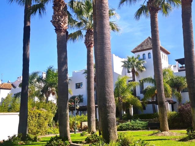 3 makuuhuone Huoneisto myytävänä paikassa Sotogrande Costa, San Roque mukana uima-altaan 
autotalli - 1 195 000 € (Ref: 10179700)