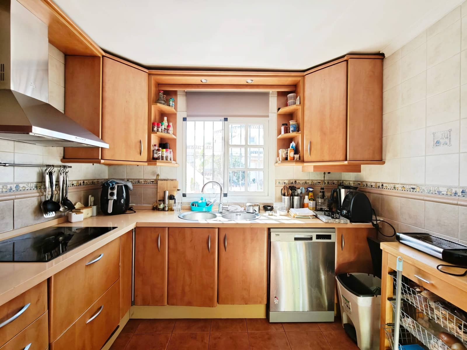 4 sypialnia Willa na sprzedaż w Algeciras z garażem - 450 000 € (Ref: 10182314)