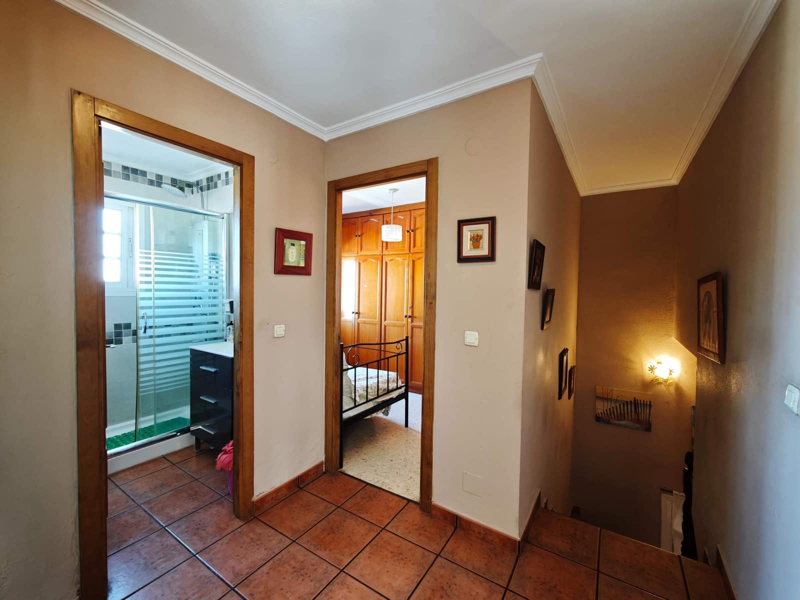 4 sypialnia Willa na sprzedaż w Algeciras z garażem - 450 000 € (Ref: 10182314)