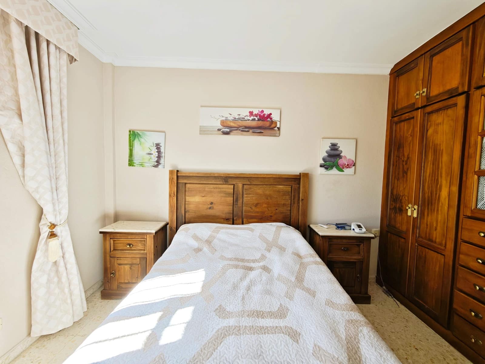 4 sypialnia Willa na sprzedaż w Algeciras z garażem - 450 000 € (Ref: 10182314)