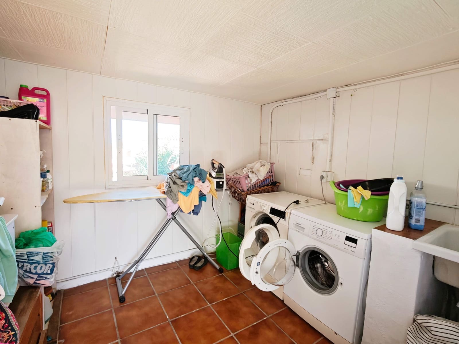 4 sypialnia Willa na sprzedaż w Algeciras z garażem - 450 000 € (Ref: 10182314)