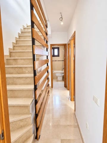 3 bedroom Terraced Villa for sale in La Línea de la Concepción with garage - € 300,000 (Ref: 10184054)