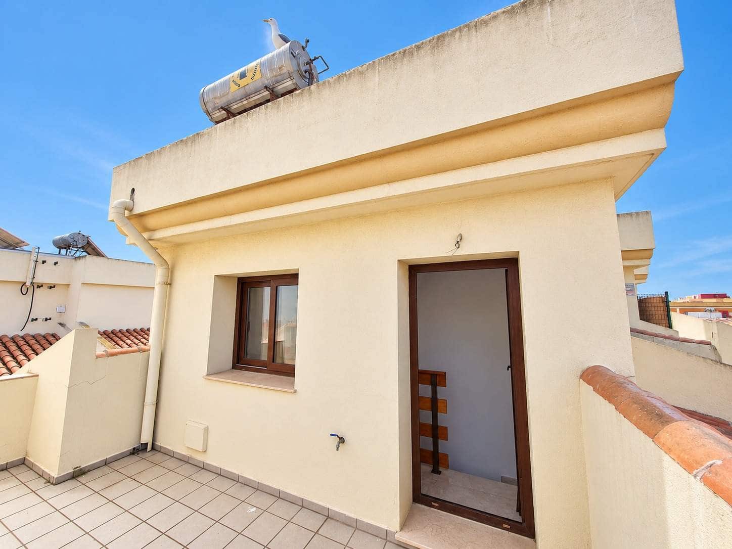 3 bedroom Terraced Villa for sale in La Linea de la Concepcion with garage - € 300,000 (Ref: 10184054)