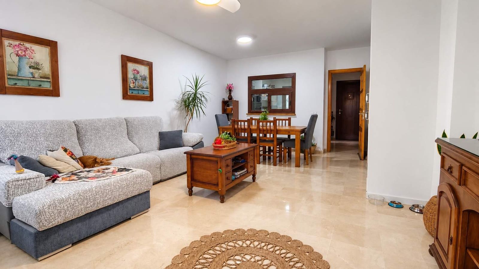 3 bedroom Terraced Villa for sale in La Linea de la Concepcion with garage - € 300,000 (Ref: 10184054)