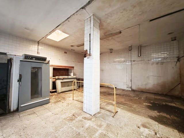 Apartamento de 3 habitaciones en Algeciras en venta - 550.000 € (Ref: 10184055)