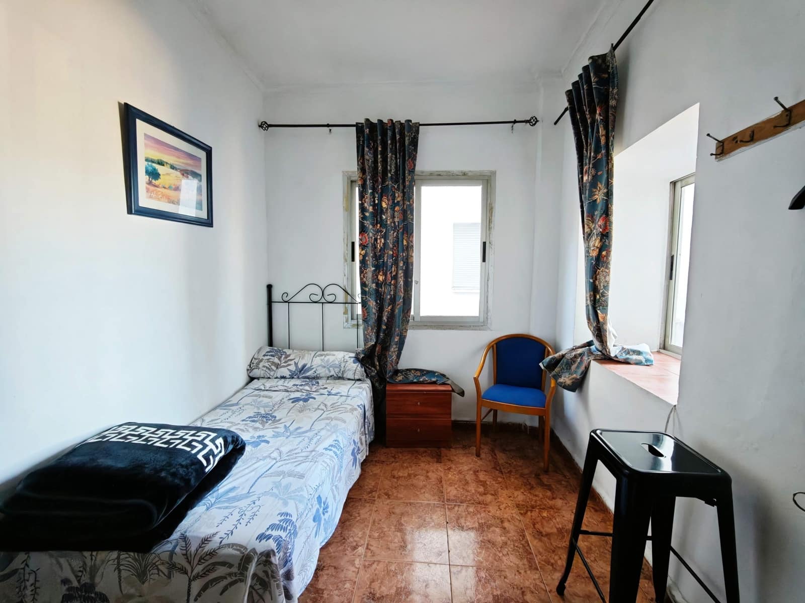 15 makuuhuone Hotelli myytävänä paikassa Algeciras - 480 000 € (Ref: 10184056)