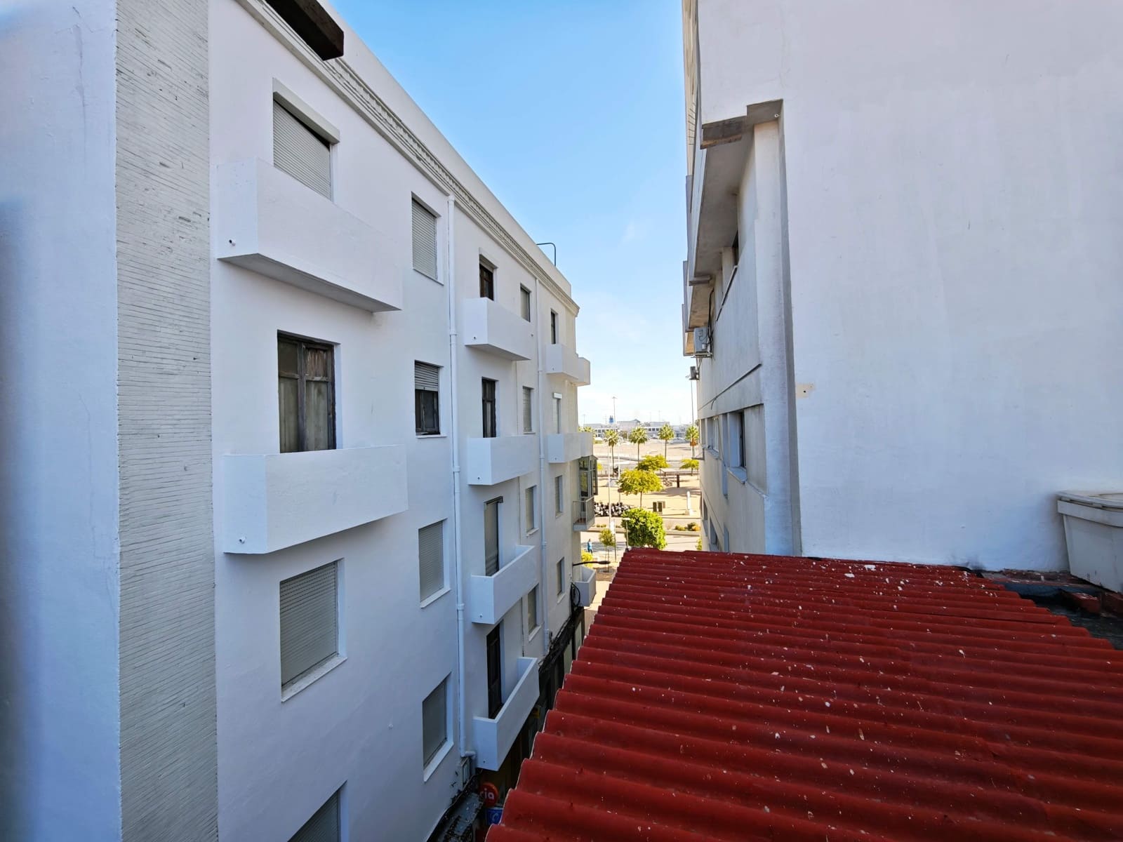 15 makuuhuone Hotelli myytävänä paikassa Algeciras - 480 000 € (Ref: 10184056)