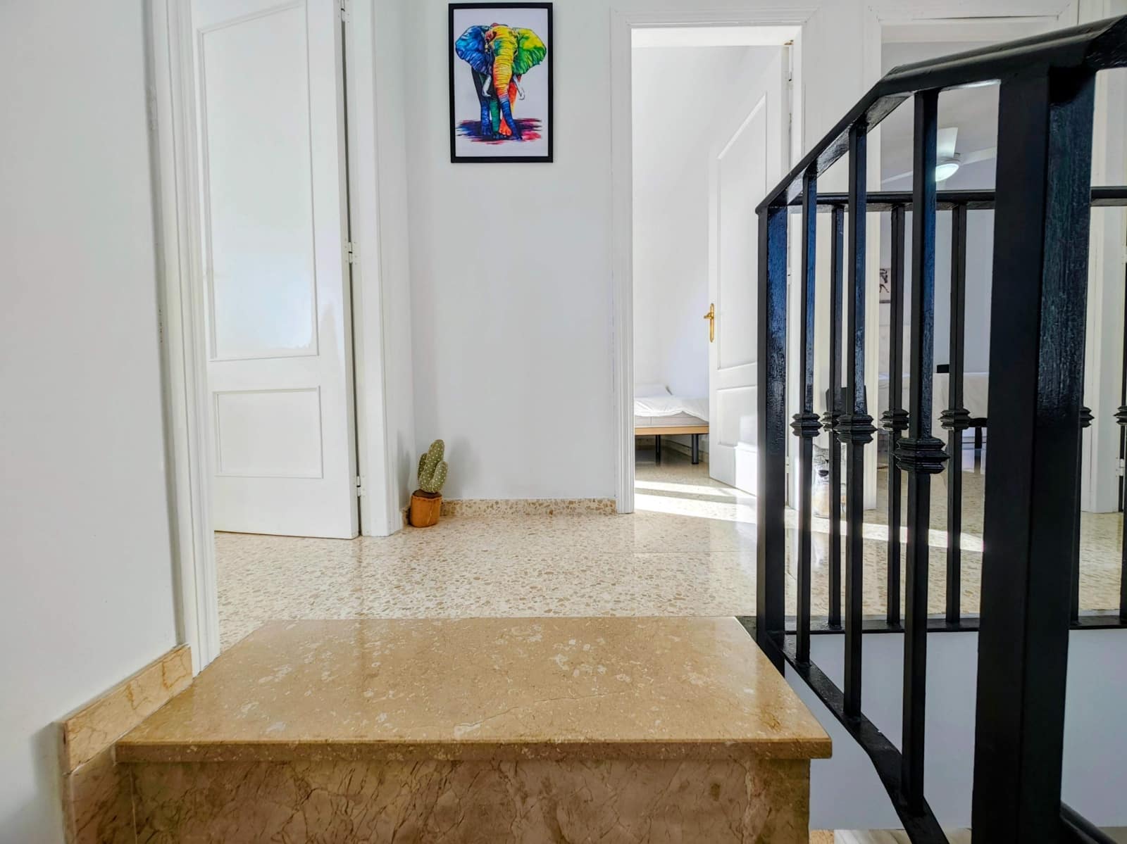 Pareado de 3 habitaciones en La Línea de la Concepción en venta con piscina garaje - 333.000 € (Ref: 10184057)